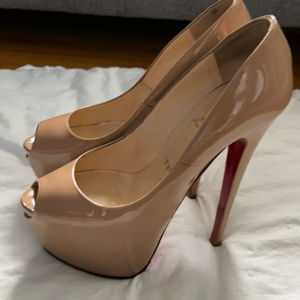 Christian louboutin nude 140 heel